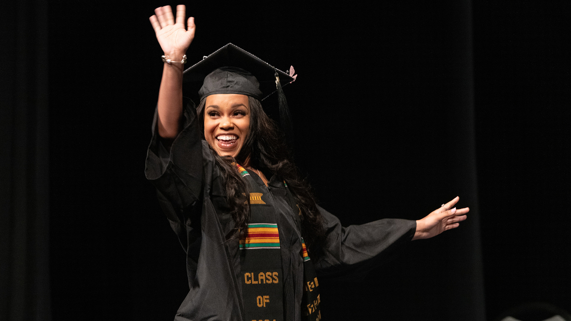 Hundreds Of Students Take Part In The 53rd Annual UIS Commencement ...